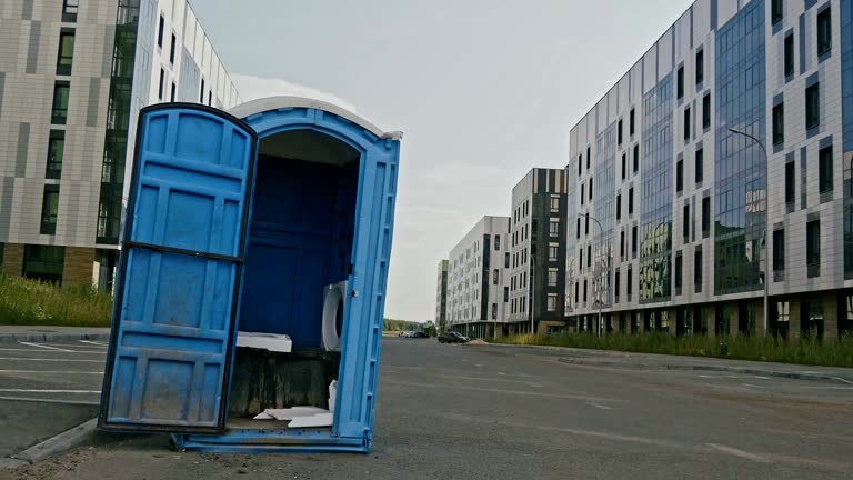 Best Construction Site Portable Toilets  in Waynesburg, OH